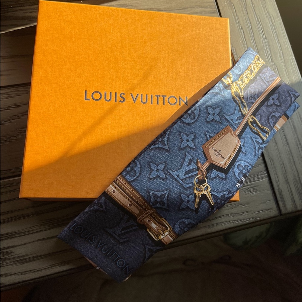 Authentic Louis Vuitton Silk Bandeau Denim